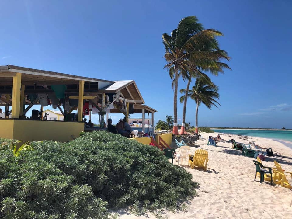 White sandy beaches on Anegada